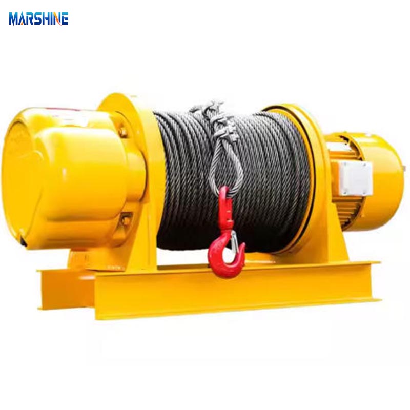 2025'te Hangi Halatlı Vinç Elektrikli mi, Manuel mi Hükümdar Olacak?